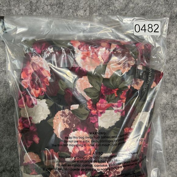 Banana Republic Pants Women's 4P Avery Allover Flower Print Cropped Multi - Picture 16 of 16